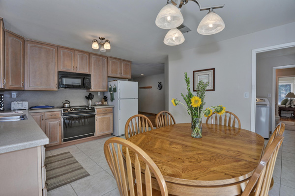 Donner Lake House - Kitchen 